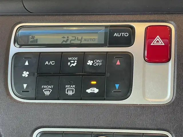 ホンダ Ｎ ＯＮＥ プレミアム Lパッケージ 三重県 2013(平25)年 4万km 黄 ワンオーナー/ディスプレイオーディオ/CD再生/バックカメラ/プッシュスタート/純正14インチアルミホイール/スマートキー/オートライト/純正フロアマット/ETC/取扱説明書/新車時保証書/スペアキー1本