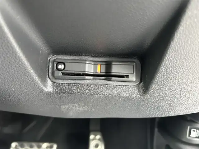 ホンダ シャトル ハイブリッド X ホンダセンシング 愛媛県 2020(令2)年 3.6万km プラチナホワイトパール 純正8型ナビ/バックカメラ/半革温シート/アダプティブクルーズコントロール/衝突被害軽減装置/車線逸脱防止装置/クリアランスソナー/パドルシフト/フロントワイパーデアイサー/前後ドライブレコーダー/LEDヘッドライト/電格ミラー/ヒートミラー/ステアリングリモコン/純正ラバーマット/ISOFIX/シガーソケット/現状サマー(純正AW)(185/60R15)/BRIDGESTONE EcoPia EP150
