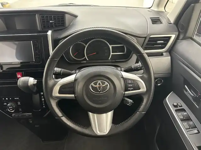 トヨタ タンク カスタムG S 兵庫県 2018(平30)年 8.9万km ブラックマイカ/マゼンダベリーメタリック 社外メモリナビ(CD/DVD/Bluetooth/フルセグ)/バックカメラ/両側パワースライドドア/クルーズコントロール/コーナーセンサー/オートライト/LEDヘッドライト/LEDフォグライト/純正14インチアルミホイール/純正フロアマット/レーンキープアシスト/ETC