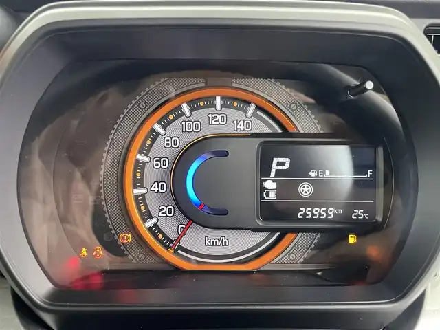 スズキ スペーシア ギア HYBRID XZ 愛知県 2020(令2)年 2.6万km クールカーキパールメタリック/ガンメタリック2トーン スズキセーフティサポート/　　・デュアルカメラブレーキサポート/　　・車線逸脱警報機能/　　・車線逸脱抑制機能/　　・ふらつき警報/　　・アダプティブクルーズコントロール/　　・ハイビームアシスト/ストラーダ7インチナビ/　　CD/DVD/BT/ワンセグ/バックカメラ/ドライブレコーダー/ETC/革巻きステアリング/シートヒーター（前席）/両側パワースライドドア/ルーフレール/純正LEDヘッドライト/フォグランプ