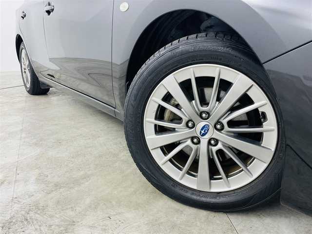 スバル インプレッサ スポーツ 1．6i－Lアイサイト 福島県 2017(平29)年 5.4万km 黒 アイサイト/・衝突被害軽減ブレーキ/・全車速追従機能付きクルーズコントロール/・車線逸脱抑制/・後方誤発進抑制制御/社外HDDナビ/・フルセグTV/BT/CD/DVD/FM/AM/・バックカメラ/・ETC/革巻きステアリング/・ステアリングスイッチ/・パドルシフト/プッシュスタート/・スマートキー/LEDヘッドライト/・フォグランプ/・オートライト/・ヘッドライトレベライザー/MTモード付AT/アイドリングストップ/純正フロアマット