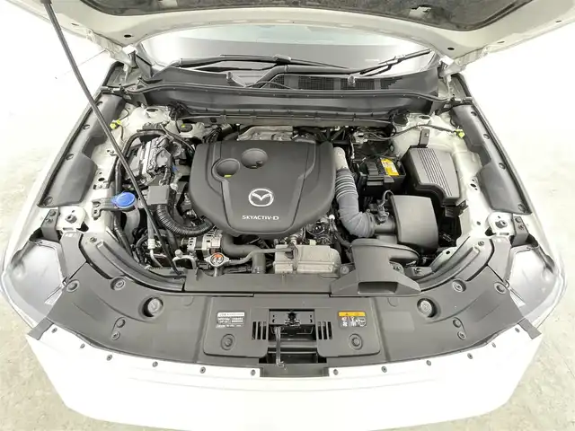 マツダ ＣＸ－８ XD スポーツアピアランス 神奈川県 2023(令5)年 3.8万km ロジウムホワイトプレミアムメタリック アドバンストスマートシティブレーキサポート/・ブラインドスポットモニタリング/・パーキングセンサー（フロント／リア）/・レーダークルーズコントロール/・スマートブレーキサポート/・レーンキープアシストシステム/・クルージング＆トラフィックサポート/ブラインドスポットモニター/BOSEサウンドシステム/サンルーフ/純正10.25インチディスプレイ/・Bluetooth接続/・フルセグTV/・USB-C接続/・360度カメラ/ブラックレザーシート/・パワーシート/・シートヒーター/エアーシート/パワーバックドア/スマートキー/LEDヘッドライト/ETC