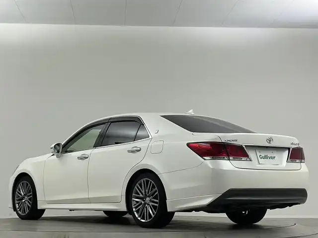トヨタ クラウン アスリート S 埼玉県 2014(平26)年 6.2万km ホワイトパールクリスタルシャイン 純正８型ナビ　フルセグＴＶ　バックカメラ　ＥＴＣ　ドライブレコーダー　Ｂｌｕｅｔｏｏｔｈ　クルーズコントロール　ＭＴモード付ＡＴ　純正フロアマット　パワーシート　ＨＩＤヘッドライト　スペアキー