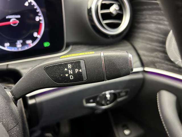 メルセデス・ベンツ Ｅ２２０ｄ 4マチック オールT ローレウスED 千葉県 2020(令2)年 5.3万km イリジウムシルバー パノラマＳＲ　/革シート　/Ｂｕｒｍｅｓｔｅｒサウンド　/ＡＣＣ　/ＨＵＤ　/ナビ　/ＴＶ　/３６０°　/Ｂｌｕｅｔｏｏｔｈ接続　/シートＨ　/ベンチレーション　/電動リアゲート　　/衝突軽減Ｂ　/ＢＳＭ　/ＬＫＡ　/１オーナー