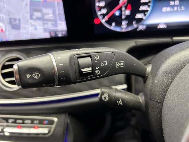 メルセデス・ベンツ Ｅ２２０ｄ 4マチック オールT ローレウスED 千葉県 2020(令2)年 5.3万km イリジウムシルバー パノラマＳＲ　/革シート　/Ｂｕｒｍｅｓｔｅｒサウンド　/ＡＣＣ　/ＨＵＤ　/ナビ　/ＴＶ　/３６０°　/Ｂｌｕｅｔｏｏｔｈ接続　/シートＨ　/ベンチレーション　/電動リアゲート　　/衝突軽減Ｂ　/ＢＳＭ　/ＬＫＡ　/１オーナー