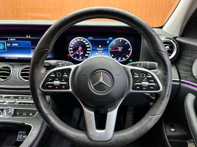 メルセデス・ベンツ Ｅ２２０ｄ 4マチック オールT ローレウスED 千葉県 2020(令2)年 5.3万km イリジウムシルバー パノラマＳＲ　/革シート　/Ｂｕｒｍｅｓｔｅｒサウンド　/ＡＣＣ　/ＨＵＤ　/ナビ　/ＴＶ　/３６０°　/Ｂｌｕｅｔｏｏｔｈ接続　/シートＨ　/ベンチレーション　/電動リアゲート　　/衝突軽減Ｂ　/ＢＳＭ　/ＬＫＡ　/１オーナー