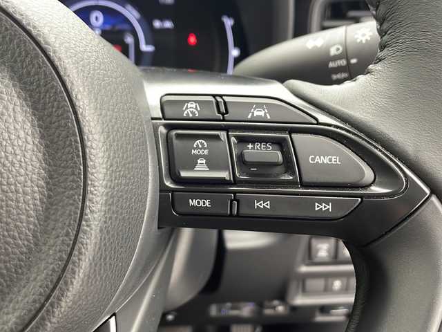 トヨタ シエンタ ハイブリッド Z 千葉県 2022(令4)年 0.8万km ダークグレー 10.5インチ純正ナビ/(FM/AM/Bluetooth/Miracast/フルセグTV)/アドバンストパーク/パノラミックビューモニター/パーキングサポートブレーキ/レーンディパーチャーアラート/ブラインドスポットモニター/クリアランスソナー/リヤクロストラフィックアラート/リヤカメラディテクション/ロードサインアシスト/プロアクティブドライビングアシスト/両側パワースライドドア/ビルトインETC/社外ルーフキャリア/Ｍｉｒａｃａｓｔ/ステアリングリモコン/社外デジタルセンターミラー/Ｔコネクト/テレビキャンセラー/純正リアスポイラー/ブラインドスポットモニター/カーボン調ドアノブカバー/ＵＳＢ充電/タイプＣ充電/100Ｖ充電/ドライブレコーダー/オートハイビーム/レーンキープアシスト