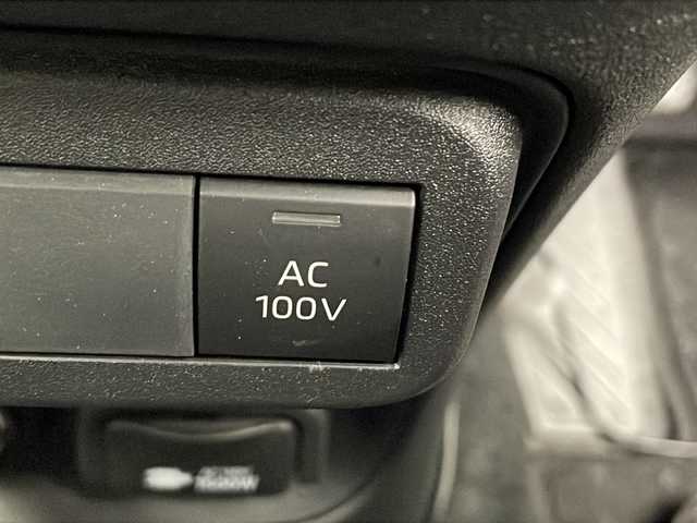トヨタ シエンタ ハイブリッド Z 千葉県 2022(令4)年 0.8万km ダークグレー 10.5インチ純正ナビ/(FM/AM/Bluetooth/Miracast/フルセグTV)/アドバンストパーク/パノラミックビューモニター/パーキングサポートブレーキ/レーンディパーチャーアラート/ブラインドスポットモニター/クリアランスソナー/リヤクロストラフィックアラート/リヤカメラディテクション/ロードサインアシスト/プロアクティブドライビングアシスト/両側パワースライドドア/ビルトインETC/社外ルーフキャリア/Ｍｉｒａｃａｓｔ/ステアリングリモコン/社外デジタルセンターミラー/Ｔコネクト/テレビキャンセラー/純正リアスポイラー/ブラインドスポットモニター/カーボン調ドアノブカバー/ＵＳＢ充電/タイプＣ充電/100Ｖ充電/ドライブレコーダー/オートハイビーム/レーンキープアシスト