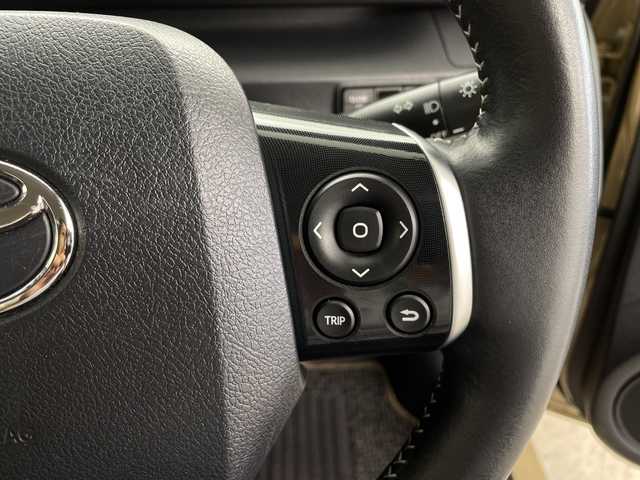 トヨタ シエンタ G グランパー 鹿児島県 2020(令2)年 2.6万km ベージュ 純正7型SDナビ/(AM/FM/CD/DVD/Bluetooth/フルセグ)/パノラミックビューモニター/両側パワースライドドア/ビルトインETC/トヨタセーフティーセンス/・プリクラッシュセーフティ/・レーンディパーチャーアラート/・オートハイビーム/・パーキングサポートブレーキ/・レーンキープアシスト/・先行車発進お知らせ機能/・インテリジェントクリアランスソナー/横滑り防止装置/前席シートヒーター/ステアリングヒーター/純正フロアマット/オートライト/LEDヘッドライト/フォグライト/スマートキー/プッシュスタート