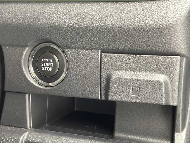 スズキ ハスラー G ターボ 沖縄県 2019(平31)年 7.1万km クールカーキパールメタリック/ホワイト2トーンルーフ 社外ナビ 【CN-RE05WD】/　(フルセグTV/Bluetooth/CD/DVD/AM/FM)/バックカメラ/ETC/衝突軽減システム/レーンキープアシスト/デュアルブレーキサポート/スマートキー/ステアリングスイッチ/アイドリングストップ/スマートキー/ステアリングスイッチ/アイドリングストップ