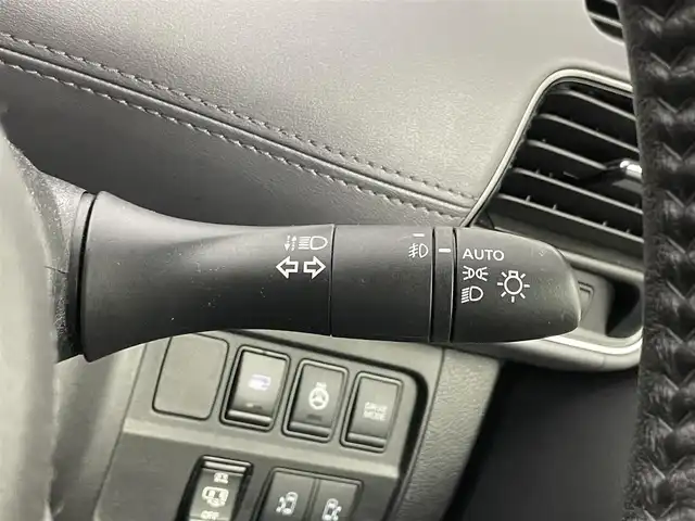 日産 セレナ e－パワー ハイウェイスター V 埼玉県 2021(令3)年 5.6万km ブリリアントホワイトパール 2トーン プロパイロット　純正９インチナビ　フリップダウンモニター　アラウンドビューモニター　ＢＳＭ　ビルトインＥＴＣ　ドライブレコーダー　レーダークルーズコントロール　デジタルインナーミラー　シートヒーター