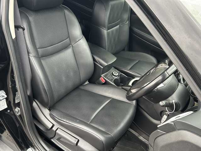 日産 エクストレイル 20Xt エマージェンシーブレーキ 鳥取県 2016(平28)年 8万km ダイヤモンドブラック エマージェンシーブレーキ/４WD/7人乗り/メーカーナビ/・フルセグ/CD/DVD/アラウンドビューモニター/スマートキー/プッシュスタート/ETC/カプロンシート/シートヒーター/ルーフレール/パワーバックドア/純正17AW/LEDヘッドライト/オートライト/Wエアバック