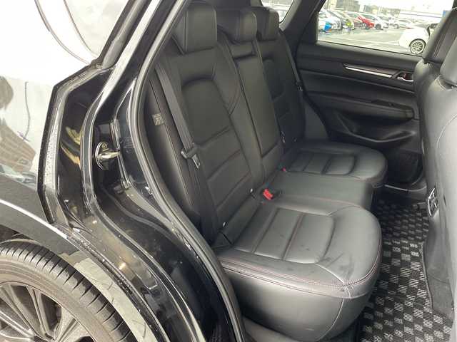 マツダ ＣＸ－５ 25S スポーツアピアランス 愛知県 2022(令4)年 1.1万km ジェットブラックマイカ 純正10.25型ナビ/全方位カメラ/レーダークルーズコントロール/シートヒーター/電動リアゲート/コーナーセンサー/純正アルミホイール/ブラインドスポットモニター/LEDヘッドライト/パドルシフト/ステアリングヒーター/レーンキープアシスト/オートマチックハイビーム/ワイヤレス充電/ドライブレコーダー/衝突軽減システム/Bluetooth/ETC/ステアリングスイッチ/スマートキー/プッシュスタート