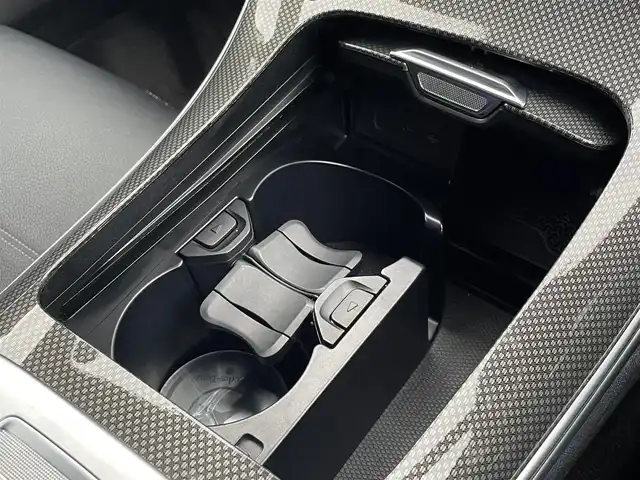 メルセデス・ベンツ Ｍ・ベンツ Ｃ２２０ｄ アバンギャルド　AMGライン 三重県 2021(令3)年 3.2万km オブシディアンブラック レーダーセーフティパッケージ/ベーシックパッケージ/パノラミックスライディングルーフ/360°ビューカメラ/黒革シート/シートヒーター/電動メモリシート/シートキネティクス/シート位置自動調整/純正ナビ/MBUX/Bluetooth/フルセグTV/AppleCarplay/ETC/アイドリングストップ/アダプティブクルーズコントロール/アクティブレーンアシスト/アクティブスタンスアシスト/パークトロニック/デジタルLEDヘッドライト/アンビエントライト/前後クリアランスソナー/スマートキー/プッシュスタート