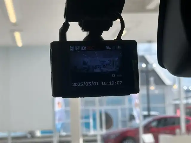 トヨタ ライズ Z 岐阜県 2020(令2)年 3.4万km ターコイズブルーマイカメタリック ワンオーナー/プリクラッシュセーフティ/レーダークルーズコントロール/純正SDナビ/フルセグTV/Bluetooth/バックカメラ/アイドリングストップ/前席シートヒーター/前後ドライブレコーダー/ビルトインETC/LEDヘッドライト/オート電動格納ミラー/スタッドレスタイヤ４本積込/保証書/取扱説明書/スペアキー