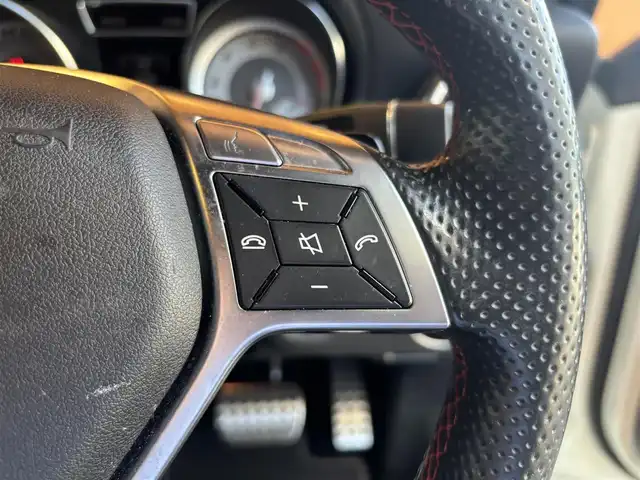 メルセデス・ベンツ ＣＬＡ２５０ 4MATIC 宮城県 2014(平26)年 9.7万km カルサイトホワイト レーダーセーフティーパッケージ/純正HDDナビ/CD/DVD/Bluetooth/フルセグTV/バックカメラ/ハーフレザー/シートヒーター/パワーシート/HIDヘッドライト/コーナーセンサー/衝突被害軽減システム/ドライブレコーダー/パワーシート/シートヒーター/純正18インチAW/保証書、取扱説明書/冬タイヤAWセット積込