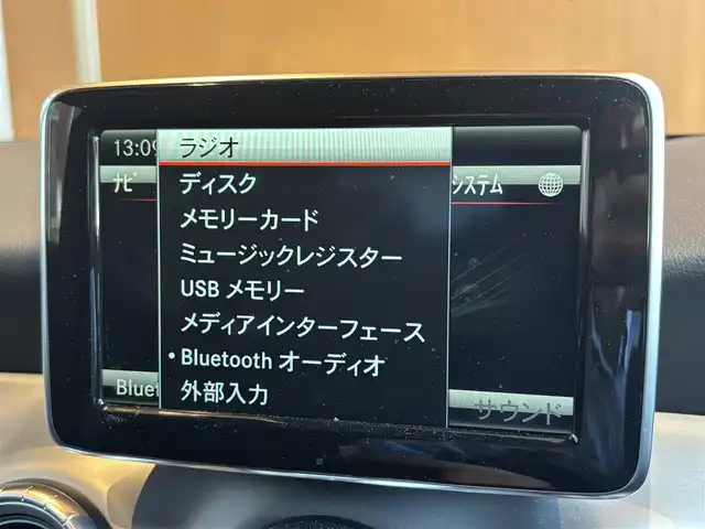 メルセデス・ベンツ ＣＬＡ２５０ 4MATIC 宮城県 2014(平26)年 9.7万km カルサイトホワイト レーダーセーフティーパッケージ/純正HDDナビ/CD/DVD/Bluetooth/フルセグTV/バックカメラ/ハーフレザー/シートヒーター/パワーシート/HIDヘッドライト/コーナーセンサー/衝突被害軽減システム/ドライブレコーダー/パワーシート/シートヒーター/純正18インチAW/保証書、取扱説明書/冬タイヤAWセット積込