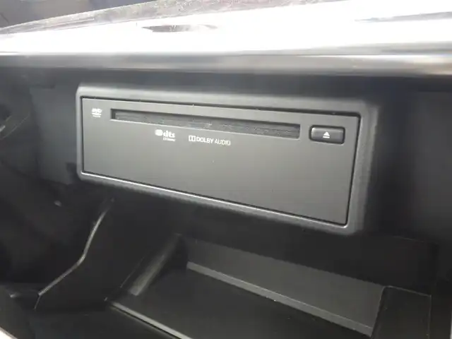 トヨタ ヴェルファイア Z Gエディション 千葉県 2020(令2)年 3.7万km ホワイトパールクリスタルシャイン Toyota Safety Sense/・プリクラッシュセーフティ/・レーンディパーチャーアラート/・オートハイビーム/パワーバックドア/両側パワースライドドア/純正コネクティッドナビ/地デジTV/【DVD/CD再生機能　Bluetooth接続】/バックカメラ/フリップダウンモニター（V12T-R68C）/助手席/後席オットマン/コンビハンドル/ステアリングヒーター/ステアリングスイッチ/ETC（2.0）/LEDヘッドライト/フォグライト/ウインカーミラー/クリアランスソナー/純正18インチアルミホイル/サイド/カーテンエアバッグ/スマートキー