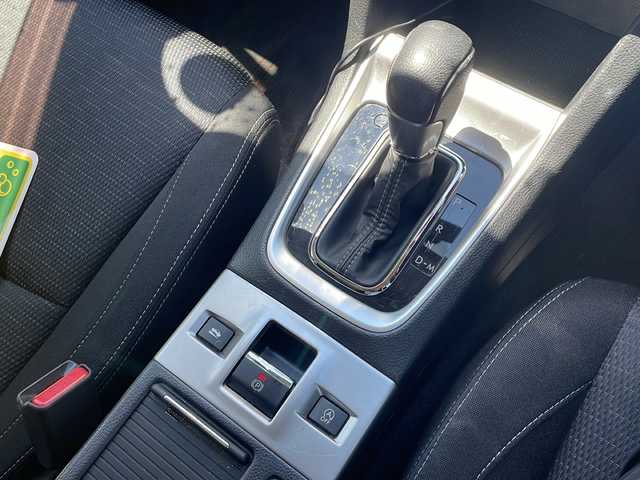 スバル レヴォーグ 1．6GT アイサイト 新潟県 2014(平26)年 13.2万km ダークグレーメタリック 純正SDナビ/CD/DVD/アイサイト/クルーズコントロール/パドルシフト/ETC/革巻きステア/ステアスイッチ/アイドリングストップ/電動パーキングブレーキ/LEDライト/フォグランプ/ウィンカーミラー/ドアバイザー
