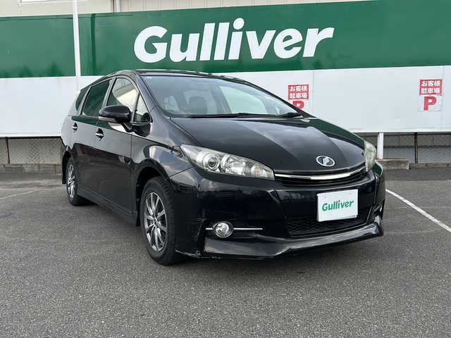 トヨタ ウィッシュ 1．8S モノトーン 福島県 2015(平27)年 5.7万km ブラック ハーフレザーシート/純正ディスプレイオーディオ/（BT＆DVD.CD）/現状ナビ＆フルセグ使用できます/衝突軽減ブレーキ/ＥＴＣ/純正16インチアルミホイール＆社外15インチアルミホイール/オートライト/キセノンライト/フォグランプ/ウィンカーミラー/電動格納ミラー/スマートキー/プッシュスタート/Ｗ＋サイド＋カーテンエアバッグ/横滑り防止装置/ＡＢＳ/純正フロアマット/保証書/取扱説明書/MTモード付AT