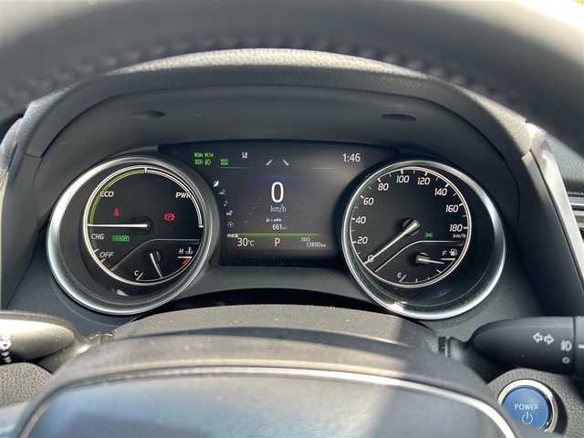 トヨタ カムリ G 富山県 2021(令3)年 1.4万km アティチュードブラックマイカ 純正ナビ/フルセグTV/純正17インチAW(215/55/R17)積み込み/社外16インチAWスタッドレスタイヤ/バックカメラ/Bluetooth/ドライブレコーダー/ETC/パワーシート(D席)/パワーバックドア/プリクラッシュセーフティ/レーダークルーズコントロール/LEDヘッドランプ/プッシュスタート/フォグランプ/スマートキー/スペアキー/LTA(レーントレーシングアシスト)/ドライバー異常時対応システム/オートマチックハイビーム/RSA(ロードサインアシスト)/BSM(ブラインドスポットモニター)/RCTA(リアクロストラフィックアラート)/パーキングアシスト/先行車発進告知/電動パーキングブレーキ/TPWS(タイヤ空気圧警報システム)/ステアリングスイッチ