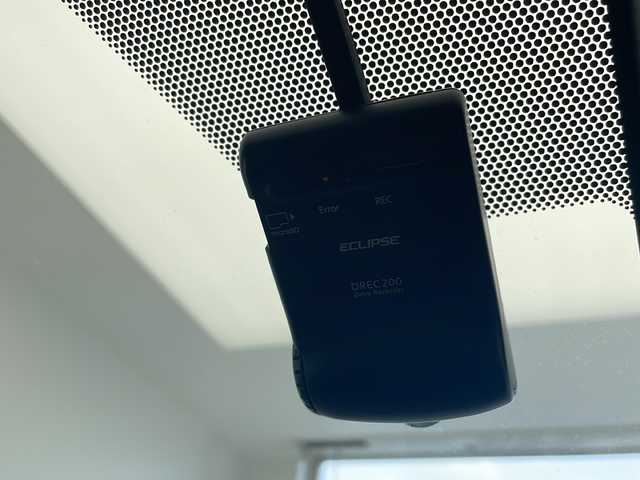 トヨタ アクア S 沖縄県 2017(平29)年 6.5万km グレーメタリック 社外ナビ　【MDR-L612W】/　(フルセグTV　Bluetooth)/バックカメラ　/トヨタセーフティセンス　/ドライブレコーダー　/レーンキープアシスト　/横滑り防止機能　/オートライト　/オートマチックハイビーム　/純正フロアマット　/パワーステアリング/ETC