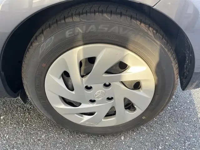 トヨタ アクア S 愛知県 2017(平29)年 6.5万km グレーメタリック (株)IDOMが運営する【じしゃロン豊川店】の自社ローン専用車両になります。こちらは現金またはオートローンご利用時の価格です。自社ローンご希望の方は別途その旨お申付け下さい / 社外SDナビ/　〇 フルセグ対応/　〇 BT対応/ バックカメラ/ ETC/ ドライブレコーダー/ ドアバイザー/ ウインカーミラー/ フロアマット