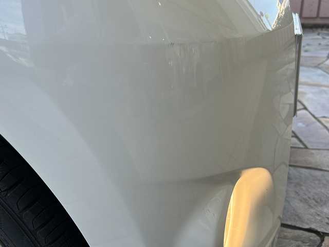 ダイハツ ムーヴ カスタム X LTD 静岡県 2011(平23)年 6.3万km パールホワイトⅢ 純正ナビ/・FM/AM/・ワンセグ/・CD/・AUX/主要装備/・プッシュスタート/・バックカメラ/・14インチ純正アルミ/・スマートキー/・フォグランプ/・オートエアコン/・ＡＢＳ/・パワーウィンドウ（運転席オート）/・ウインカー付電格ミラー/・純正フロアマット/・HIDヘッドライト