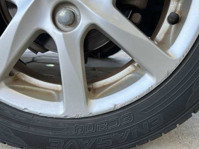 ダイハツ ムーヴ カスタム X LTD 静岡県 2011(平23)年 6.3万km パールホワイトⅢ 純正ナビ/・FM/AM/・ワンセグ/・CD/・AUX/主要装備/・プッシュスタート/・バックカメラ/・14インチ純正アルミ/・スマートキー/・フォグランプ/・オートエアコン/・ＡＢＳ/・パワーウィンドウ（運転席オート）/・ウインカー付電格ミラー/・純正フロアマット/・HIDヘッドライト