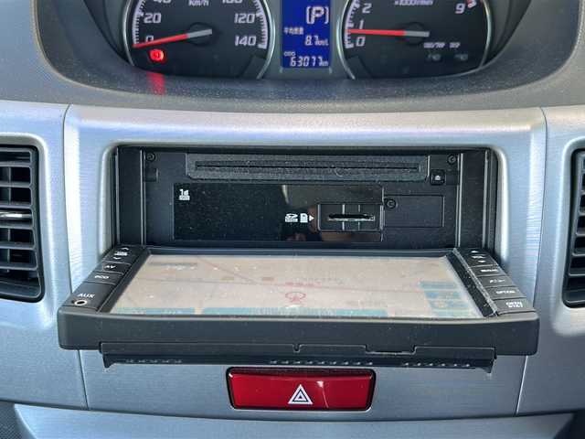 ダイハツ ムーヴ カスタム X LTD 静岡県 2011(平23)年 6.3万km パールホワイトⅢ 純正ナビ/・FM/AM/・ワンセグ/・CD/・AUX/主要装備/・プッシュスタート/・バックカメラ/・14インチ純正アルミ/・スマートキー/・フォグランプ/・オートエアコン/・ＡＢＳ/・パワーウィンドウ（運転席オート）/・ウインカー付電格ミラー/・純正フロアマット/・HIDヘッドライト
