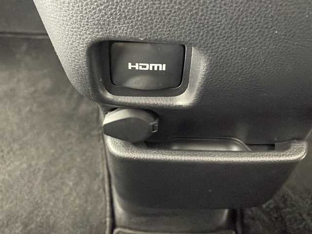 トヨタ ヴォクシー 宮崎県 2022(令4)年 2.5万km アティチュードブラックマイカ 純正ディスプレイオーディオナビ(フルセグTV/BT)/レーダークルコン/両側パワスラ/衝突軽減ブレーキ/コーナーセンサー/全方位モニター/パーキングアシスト/トヨタセーフティ/シートヒーター/HDMI/ステアリングスイッチ/ドラレコ前後/ETC2.0/USBポート/純正LEDヘッドライト/純正17インチアルミホイル/社外フロアマット/プッシュスタート/スマートキー