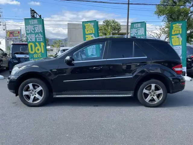 メルセデス・ベンツ ＭＬ３５０ ブルーテック 4マチック 長野県 2010(平22)年 15.1万km 黒 純正ナビ（FM/AM、CD、DVD、BT）/バックカメラ/ワンセグテレビ/ETC/前席パワーシート/前席シートヒーター/社外ドライブレコーダー/純正フロアマット/ルーフレール/サンルーフ/ダブルサイドエアバック/ハロゲンオートヘッドライト/スペアキー（１本）/リモコンキー/保証書、取扱説明書