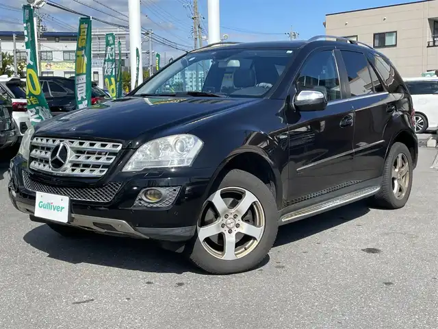 メルセデス・ベンツ ＭＬ３５０ ブルーテック 4マチック 長野県 2010(平22)年 15.1万km 黒 純正ナビ（FM/AM、CD、DVD、BT）/バックカメラ/ワンセグテレビ/ETC/前席パワーシート/前席シートヒーター/社外ドライブレコーダー/純正フロアマット/ルーフレール/サンルーフ/ダブルサイドエアバック/ハロゲンオートヘッドライト/スペアキー（１本）/リモコンキー/保証書、取扱説明書