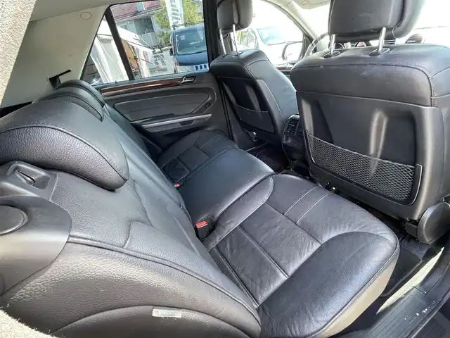 メルセデス・ベンツ ＭＬ３５０ ブルーテック 4マチック 長野県 2010(平22)年 15.1万km 黒 純正ナビ（FM/AM、CD、DVD、BT）/バックカメラ/ワンセグテレビ/ETC/前席パワーシート/前席シートヒーター/社外ドライブレコーダー/純正フロアマット/ルーフレール/サンルーフ/ダブルサイドエアバック/ハロゲンオートヘッドライト/スペアキー（１本）/リモコンキー/保証書、取扱説明書