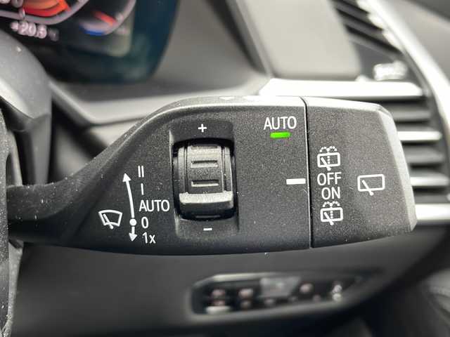 ＢＭＷ Ｘ７ xDrive35d Mスポーツ 秋田県 2020(令2)年 7.5万km 黒 純正ナビ/・フルセグテレビ/・ＢＴ/・ラジオ/セカンドシート用リアモニター/シートベンチレージョン/シートヒーター/サンルーフ/走行モード切替機能/車高調整機能/シートメモリー/電動リアゲート/サードシート電動格納/セカンドシート電動/ルーフレール/レーダー探知機/ドライブレコーダー/純正２０インチＡＷ組冬タイヤ積載