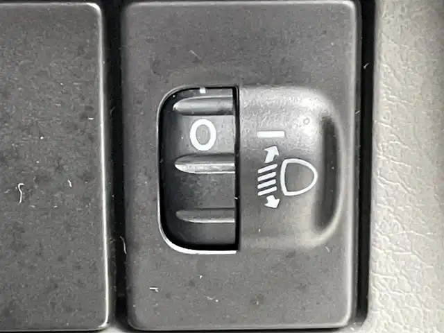 スズキ エブリイ PA リミテッド 群馬県 2023(令5)年 0.3万km スペリアホワイト スズキセーフティサポート　レーンキープアシスト　オートハイビーム　アイドリングストップ　コーナーセンサー　ヘッドライトレベライザー　純正オーディオ　キーレス　横滑り防止　４ＷＤ　ワンオーナー　禁煙車