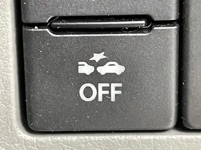 スズキ エブリイ PA リミテッド 群馬県 2023(令5)年 0.3万km スペリアホワイト スズキセーフティサポート　レーンキープアシスト　オートハイビーム　アイドリングストップ　コーナーセンサー　ヘッドライトレベライザー　純正オーディオ　キーレス　横滑り防止　４ＷＤ　ワンオーナー　禁煙車