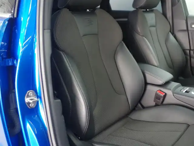 アウディ Ａ３ SB 30TFSI スポーツ 兵庫県 2020(令2)年 3.1万km マコウブルークリスタルエフェクト Sラインパッケージ/ナビゲーションパッケージ/コンビニエンスパッケージ/アシスタンスパッケージ/LEDヘッドライト/バーチャルコックピット/電動シート(運転席/助手席)/シートヒーター(運転席/助手席)/純正ドライブレコーダーUTR/純正ナビ/バックカメラ/前後パーキングセンサー/スマートキー/ACC/レーンキープアシスト/リアトラフィックアラート/サイドアシスト/Audiドライブセレクト/フルセグTV/BT接続/Apple Carplay/CD/DVD/オートハイビーム