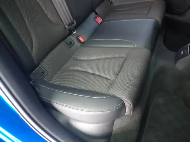 アウディ Ａ３ SB 30TFSI スポーツ 兵庫県 2020(令2)年 3.1万km マコウブルークリスタルエフェクト Sラインパッケージ/ナビゲーションパッケージ/コンビニエンスパッケージ/アシスタンスパッケージ/LEDヘッドライト/バーチャルコックピット/電動シート(運転席/助手席)/シートヒーター(運転席/助手席)/純正ドライブレコーダーUTR/純正ナビ/バックカメラ/前後パーキングセンサー/スマートキー/ACC/レーンキープアシスト/リアトラフィックアラート/サイドアシスト/Audiドライブセレクト/フルセグTV/BT接続/Apple Carplay/CD/DVD/オートハイビーム