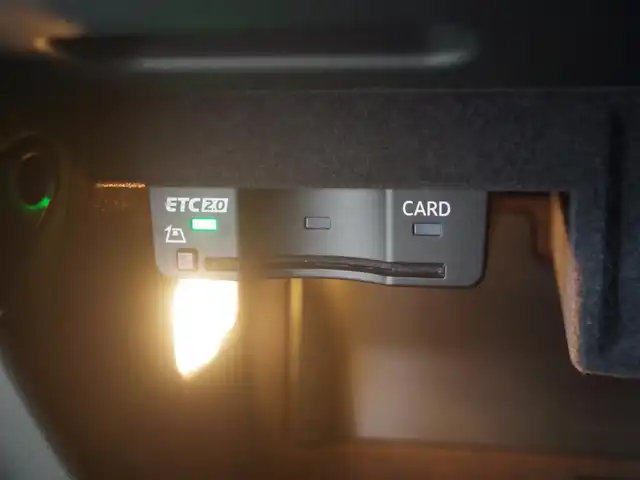 アウディ Ａ３ SB 30TFSI スポーツ 兵庫県 2020(令2)年 3.1万km マコウブルークリスタルエフェクト Sラインパッケージ/ナビゲーションパッケージ/コンビニエンスパッケージ/アシスタンスパッケージ/LEDヘッドライト/バーチャルコックピット/電動シート(運転席/助手席)/シートヒーター(運転席/助手席)/純正ドライブレコーダーUTR/純正ナビ/バックカメラ/前後パーキングセンサー/スマートキー/ACC/レーンキープアシスト/リアトラフィックアラート/サイドアシスト/Audiドライブセレクト/フルセグTV/BT接続/Apple Carplay/CD/DVD/オートハイビーム