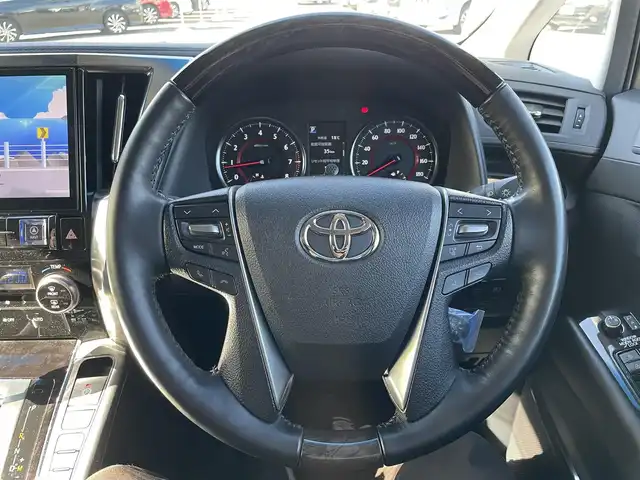 トヨタ アルファード S Cパッケージ 千葉県 2022(令4)年 2.6万km ホワイトパールクリスタルシャイン ワンオーナー/モデリスタエアロ(F/S/R)/モデリスタシグネチャーイルミブレード/モデリスタスポーツマフラー/ALPINEビッグX11インチナビ【EX11NX】/・CD/DVD/MSV/Bluetooth/フルセグ/ALPINE12インチフリップダウンモニター/サンルーフ/黒レザーシート/両後パワースライドドア/パワーバックドア/前席パワーシート/前席シートヒーター/前席シートベンチレーション/トヨタセーフティーセンス/・プリクラッシュセーフティー/・レーンキープアシスト/・パーキングサポートブレーキ/・ロードサインアシスト/・アダプティブクルーズコントロール/ステアリングヒーター/AC100V100W電源/スマートキー/前後コーナーセンサー/純正三眼LEDヘッドライト/フォグランプ/純正18インチアルミホイール/ETC/社外前後ドライブレコーダー【DVR-C320R】/ドアバイザー/サイド＆カーテンエアバッグ/新車時保証書＆取扱説明書