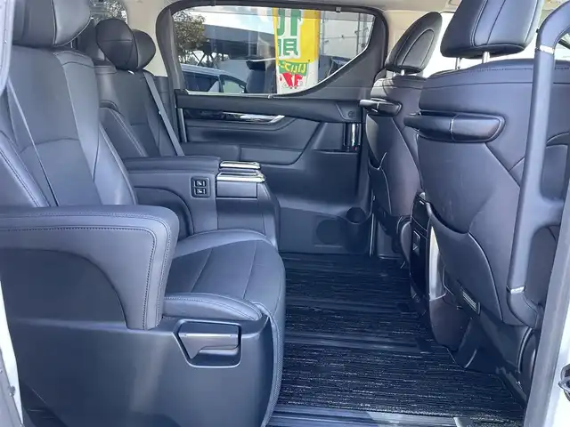 トヨタ アルファード S Cパッケージ 千葉県 2022(令4)年 2.6万km ホワイトパールクリスタルシャイン ワンオーナー/モデリスタエアロ(F/S/R)/モデリスタシグネチャーイルミブレード/モデリスタスポーツマフラー/ALPINEビッグX11インチナビ【EX11NX】/・CD/DVD/MSV/Bluetooth/フルセグ/ALPINE12インチフリップダウンモニター/サンルーフ/黒レザーシート/両後パワースライドドア/パワーバックドア/前席パワーシート/前席シートヒーター/前席シートベンチレーション/トヨタセーフティーセンス/・プリクラッシュセーフティー/・レーンキープアシスト/・パーキングサポートブレーキ/・ロードサインアシスト/・アダプティブクルーズコントロール/ステアリングヒーター/AC100V100W電源/スマートキー/前後コーナーセンサー/純正三眼LEDヘッドライト/フォグランプ/純正18インチアルミホイール/ETC/社外前後ドライブレコーダー【DVR-C320R】/ドアバイザー/サイド＆カーテンエアバッグ/新車時保証書＆取扱説明書