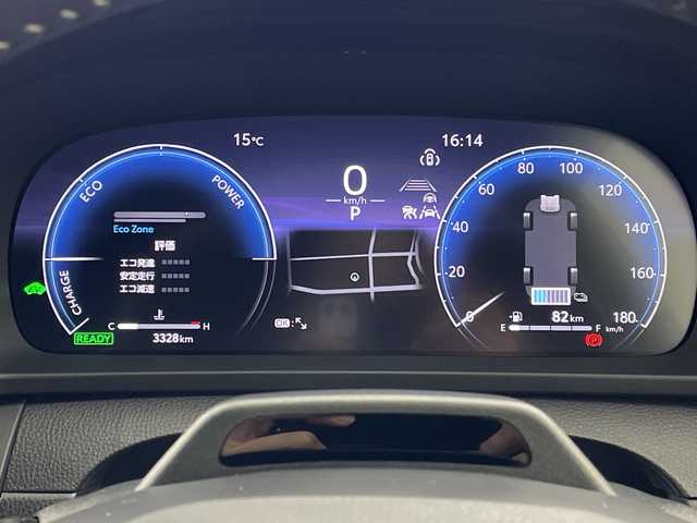 トヨタ クラウン スポーツ Z 岐阜県 2023(令5)年 0.4万km プレシャスホワイトパール 純正12.3インチディスプレイオーディオ/FM AM/フルセグテレビ/USB/Bluetooth /Miracast/パノラミックビューモニター/デジタルインナーミラー/ヘッドアップディスプレイ/パワーバックドア/革巻きステアリング/ステアリングリモコン/ステアリングヒーター/レザーシート/パワーシート(D/N席)/メモリーシート(D席)/シートヒーター(D/N席)/シートベンチレーション(D/N席)/LEDヘッドライト/ヘッドライトウォッシャー/ビルトインETC2.0/AC100V電源 1500W/置くだけ充電器/トヨタチームメイト/アドパンストパーク/アドバンスト ドライブ（渋滞時支援）/トヨタセーフティセンス/プリクラッシュセーフティ/レーントレーシングアシスト/レーンディパーチャーアラート/レーダークルーズコントロール（全車速追従機能付）/アダプティブハイビームシステム/オートマチックハイビーム/ロードサインアシスト/ドライバー異常時対応システム/プロアクティブドライビングアシスト/発進遅れ告知機能/緊急時操舵支援（アクティブ操舵機能付）/フロントクロストラフィックアラート/レーンチェンジアシスト