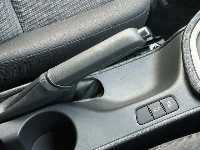 トヨタ ヤリス Z 島根県 2020(令2)年 2.6万km ブラック 登録時走行距離25744km/ワンオーナー/純正ディスプレイオーディオ/デジタルインナーミラー/トヨタセーフティセンス/車高調（RG）/前席シートヒーター/ETC/ドライブレコーダー/社外AW/純正サスペンション（トランク積み込み）/スペアキー×1/オートライト/LEDヘッドライト/バイカラーフォグランプ/禁煙車