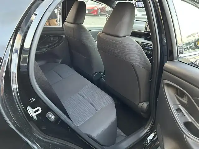 トヨタ ヤリス Z 島根県 2020(令2)年 2.6万km ブラック 登録時走行距離25744km/ワンオーナー/純正ディスプレイオーディオ/デジタルインナーミラー/トヨタセーフティセンス/車高調（RG）/前席シートヒーター/ETC/ドライブレコーダー/社外AW/純正サスペンション（トランク積み込み）/スペアキー×1/オートライト/LEDヘッドライト/バイカラーフォグランプ/禁煙車