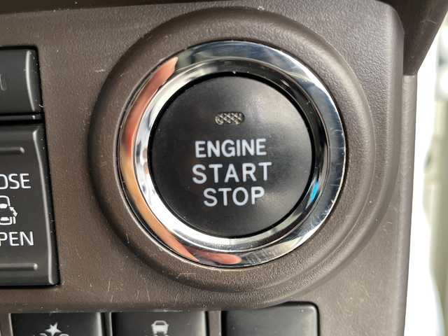 トヨタ ルーミー G 栃木県 2021(令3)年 3.9万km パールホワイトⅢ メモリーナビ/（CD/DVD/Bluetooth/フルセグTV）/バックモニター/スマートアシスト/前後コーナーセンサー/ビルトインETC/前方ドライブレコーダー/オートライト/LEDヘッドライト/横滑り防止装置/スマートキー/プッシュスタート/アイドリングストップ/電動格納ミラー/純正フロアマット