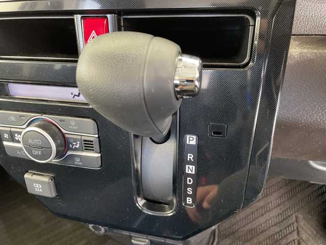 トヨタ ルーミー G 栃木県 2021(令3)年 3.9万km パールホワイトⅢ メモリーナビ/（CD/DVD/Bluetooth/フルセグTV）/バックモニター/スマートアシスト/前後コーナーセンサー/ビルトインETC/前方ドライブレコーダー/オートライト/LEDヘッドライト/横滑り防止装置/スマートキー/プッシュスタート/アイドリングストップ/電動格納ミラー/純正フロアマット