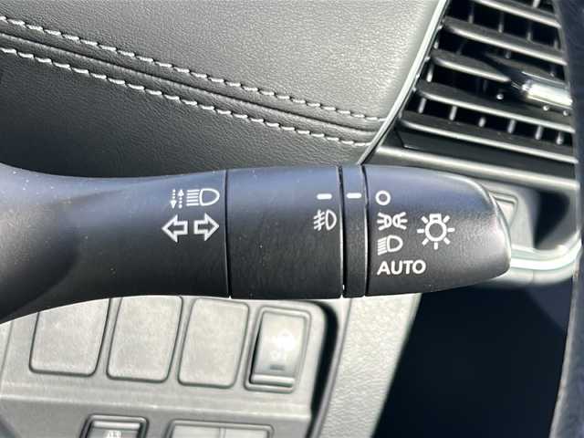 日産 セレナ ハイウェイスターVセレクションⅡ 山形県 2018(平30)年 8.1万km ブリリアントホワイトパール 禁煙車/４WD/プロパイロット/360°セーフティアシスト/・エマージェンシーブレーキ/・車線逸脱警報/・車線逸脱防止支援/・踏み間違い衝突防止アシスト/・標識検知システム/・コーナーセンサー/ALPINナビ/(CD/DVD/フルセグTV/Bluetooth)/アラウンドビューモニター/ビルトインETC/ドライブレコーダー/パワースライドドア/革巻きステアリング/ステアリングスイッチ/電動パーキングスイッチ/ブレーキホールド/LEDオートライト/スマートキー/純正16インチホイール/純正フロアマット/電動格納ウィンカーミラー/ドアバイザー