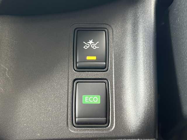 日産 セレナ ハイウェイスターVセレクションⅡ 山形県 2018(平30)年 8.1万km ブリリアントホワイトパール 禁煙車/４WD/プロパイロット/360°セーフティアシスト/・エマージェンシーブレーキ/・車線逸脱警報/・車線逸脱防止支援/・踏み間違い衝突防止アシスト/・標識検知システム/・コーナーセンサー/ALPINナビ/(CD/DVD/フルセグTV/Bluetooth)/アラウンドビューモニター/ビルトインETC/ドライブレコーダー/パワースライドドア/革巻きステアリング/ステアリングスイッチ/電動パーキングスイッチ/ブレーキホールド/LEDオートライト/スマートキー/純正16インチホイール/純正フロアマット/電動格納ウィンカーミラー/ドアバイザー