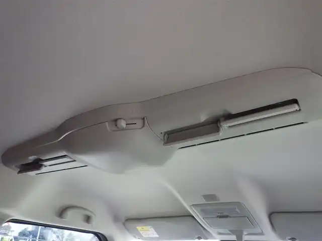 スズキ ソリオ バンディット HV MV 千葉県 2022(令4)年 1.7万km プレミアムシルバーメタリック デュアルカメラブレーキサポート/レーダークルーズコントロール/アイドリングストップ/ヘッドアップディスプレイ/左パワースライドドア/右イージークローザードア/純正ナビ/地デジTV/【DVD/CD再生機能　Bluetooth接続】/全方位モニター/ETC/LEDヘッドライト/LEDフォグライト/ウインカーミラー/リアコーナーセンサー/純正15インチアルミホイル/サイド/カーテンエアバッグ/携帯リモコン